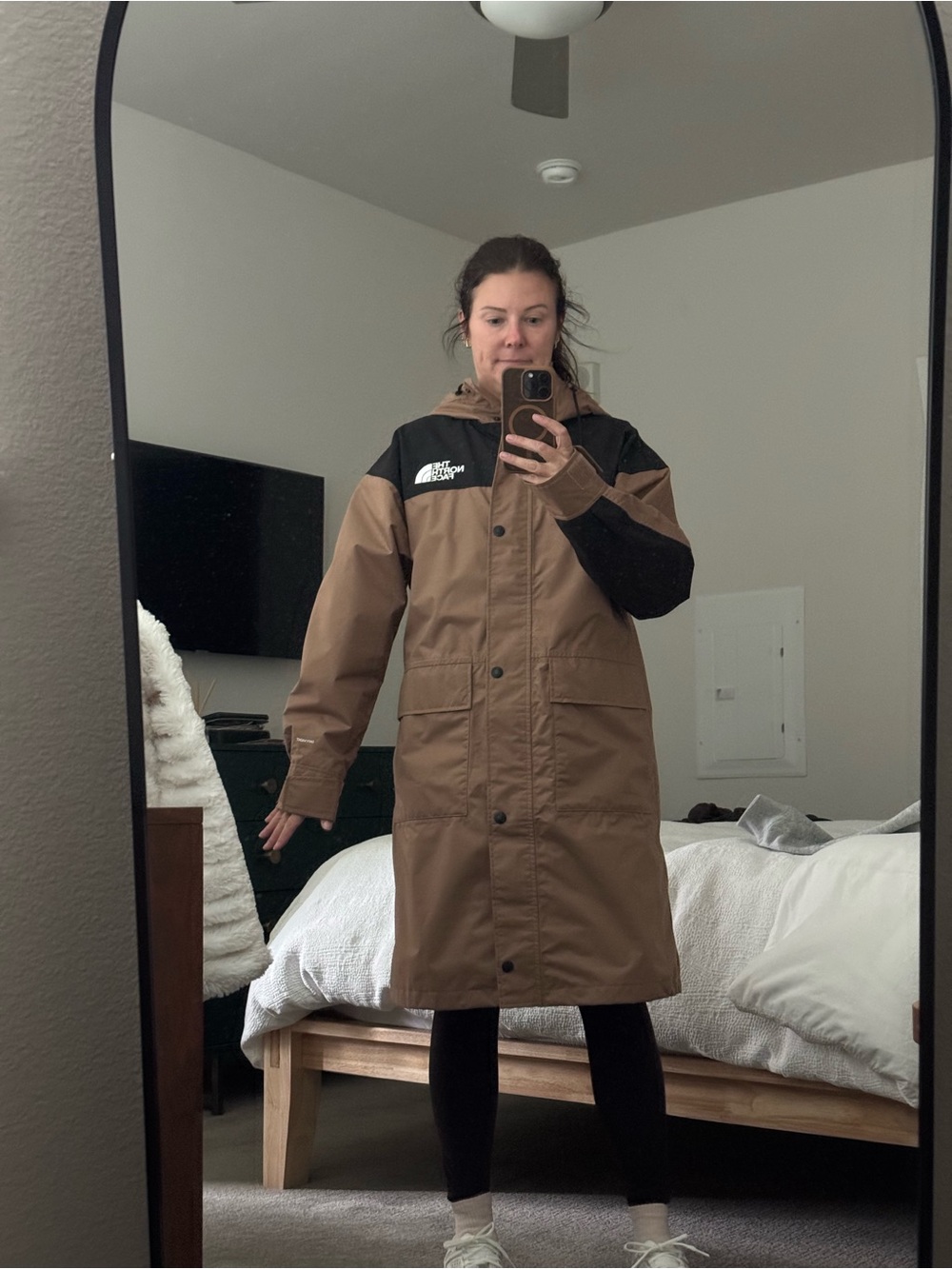 Reign on Parka - Picture 7 of 8
